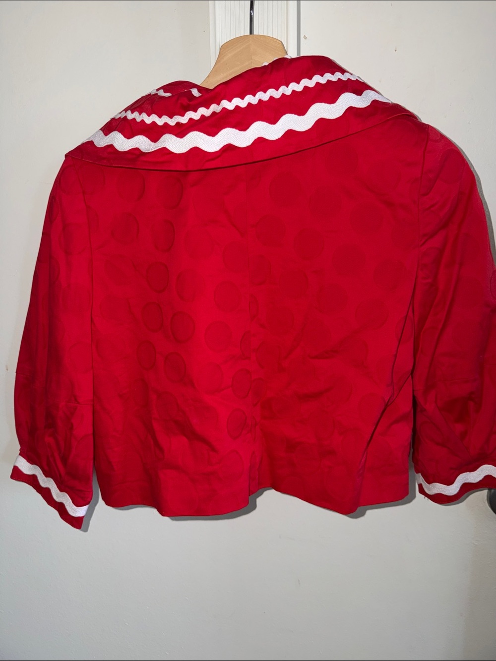 Moschino Jeans Peter Pan Collar Red Cropped Jacket Sz. 4 - Picture 4 of 8